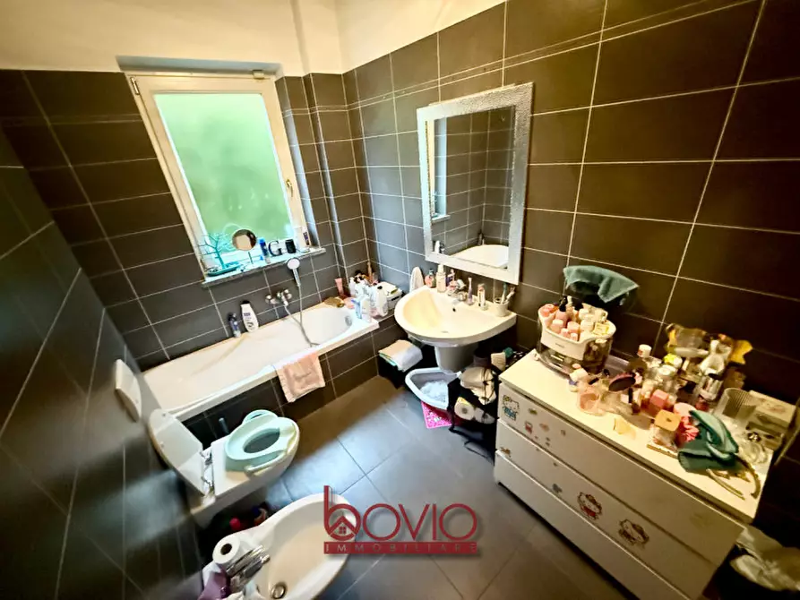 Immagine 49 di Appartamento in vendita  in VIALE OVIDIO N°2 a Gassino Torinese