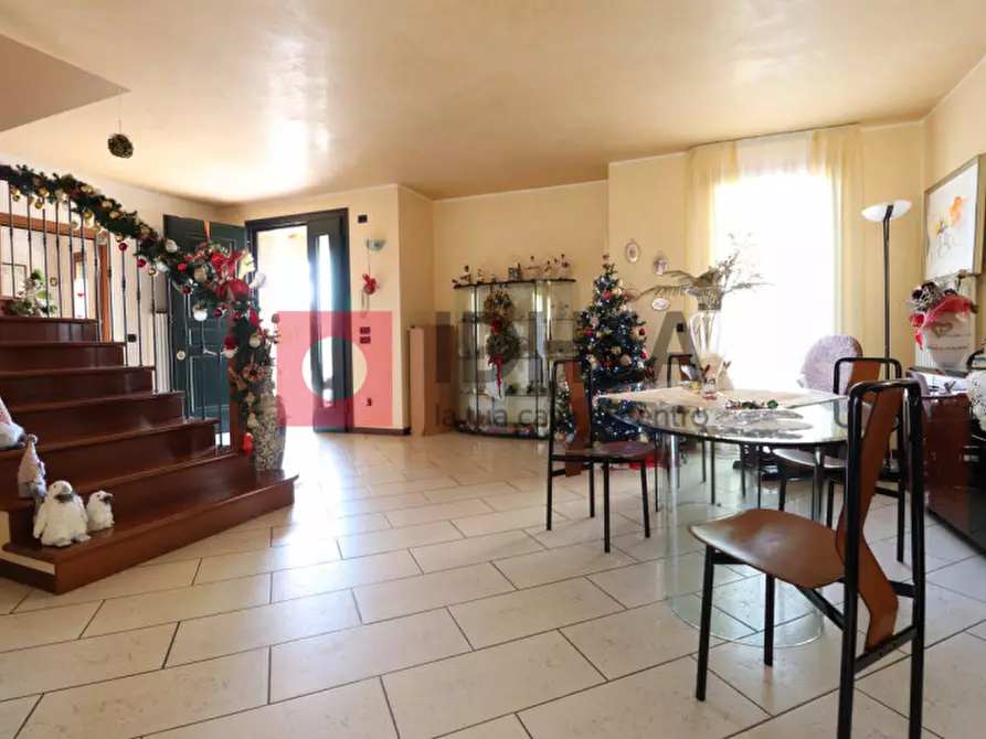 Immagine 1 di Casa bifamiliare in vendita  a Ponte Di Piave