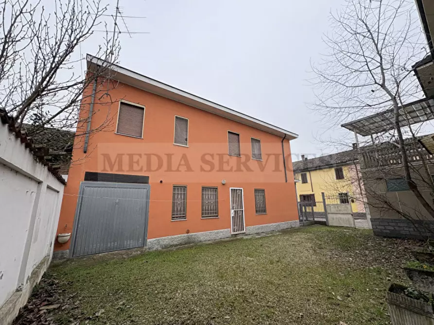 Immagine 1 di Casa indipendente in vendita  in via Giuseppe Garibaldi n° 1 a Lomello