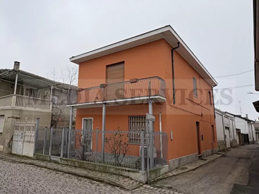 Immagine 3 di Casa indipendente in vendita  in via Giuseppe Garibaldi n° 1 a Lomello