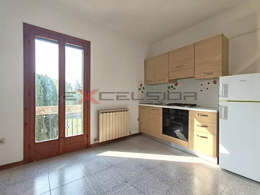 Immagine 1 di Appartamento in affitto  in C.so G. Mazzini n.7 - Adria (RO) a Adria
