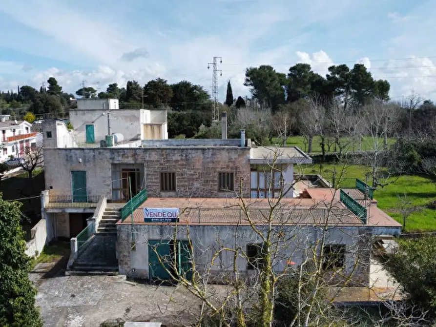 Immagine 2 di Villa in vendita  in via monti del duca a Martina Franca