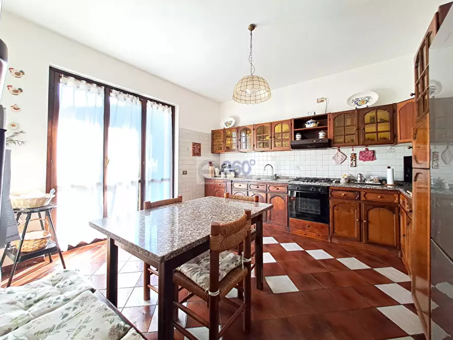 Immagine 10 di Villa in vendita  in Via E. Vanoni a Collebeato