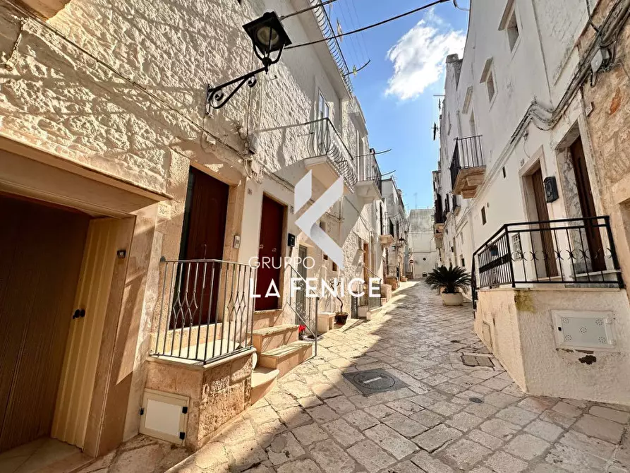 Immagine 2 di Casa indipendente in vendita  in Via Morosini a Locorotondo