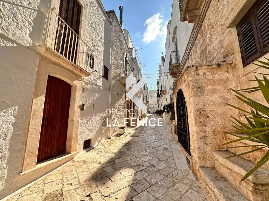 Immagine 5 di Casa indipendente in vendita  in Via Morosini a Locorotondo