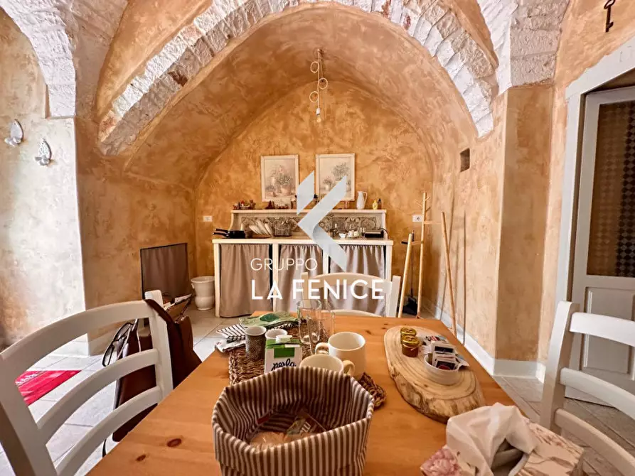 Immagine 10 di Casa indipendente in vendita  in Via Morosini a Locorotondo