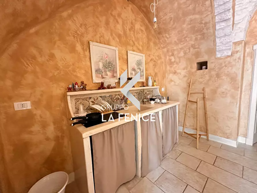 Immagine 13 di Casa indipendente in vendita  in Via Morosini a Locorotondo