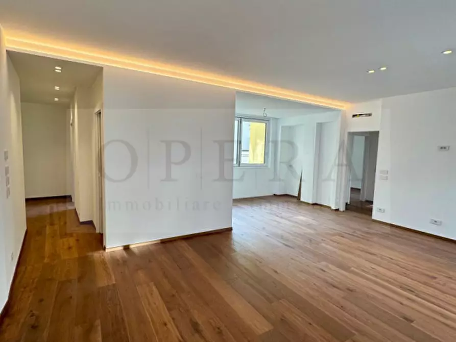 Immagine 2 di Appartamento in vendita  in Via Mendola a Bolzano