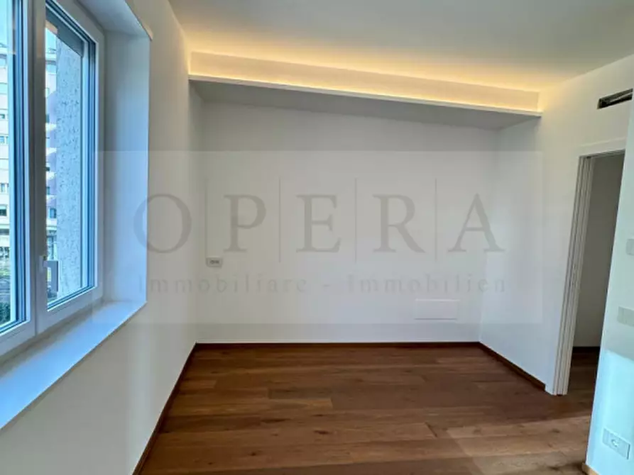 Immagine 5 di Appartamento in vendita  in Via Mendola a Bolzano