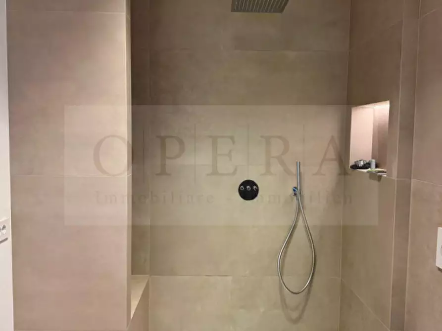 Immagine 11 di Appartamento in vendita  in Via Mendola a Bolzano