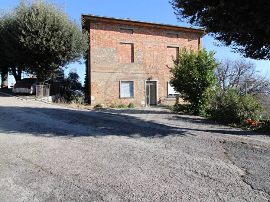 Immagine 2 di Casa indipendente in vendita  a Montecastrilli