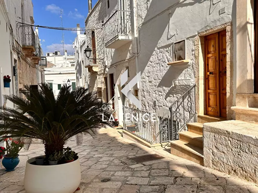 Immagine 3 di Casa indipendente in vendita  in Via Morosini 10 a Locorotondo