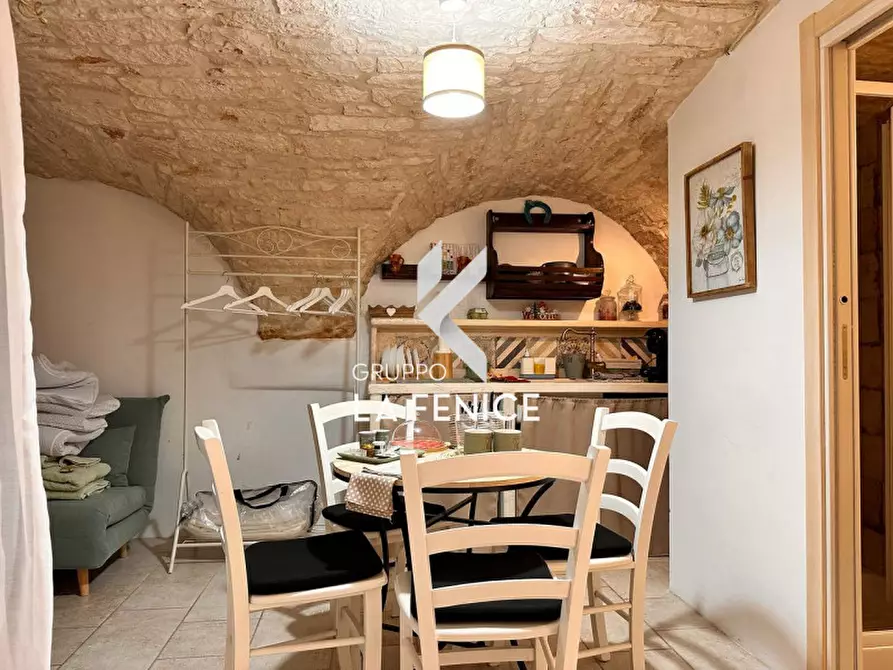 Immagine 21 di Casa indipendente in vendita  in Via Morosini 10 a Locorotondo