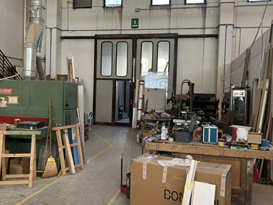 Immagine 3 di Capannone industriale in affitto  in via galvani a Selvazzano Dentro