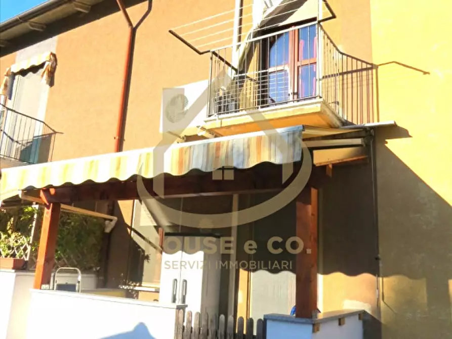 Immagine 21 di Villetta a schiera in vendita  in Via Valletta Fogliano a Vigevano