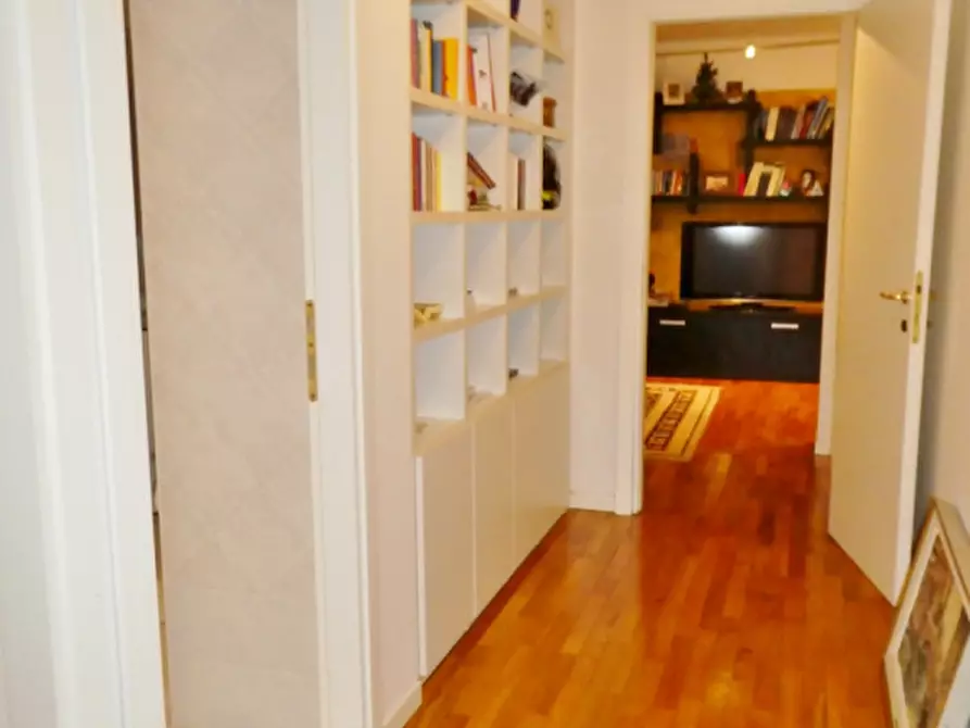 Immagine 7 di Appartamento in vendita  in Via Legione Antonini a Vicenza