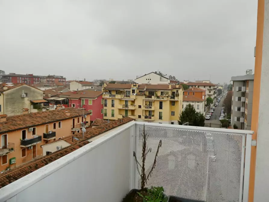 Immagine 27 di Appartamento in vendita  in Via Legione Antonini a Vicenza