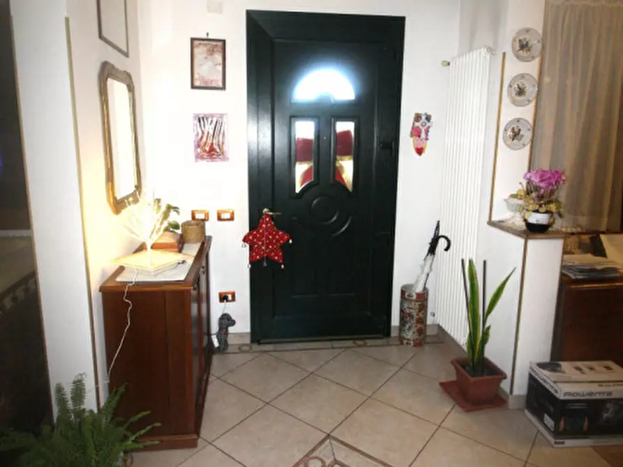 Immagine 1 di Casa indipendente in vendita  a Padova