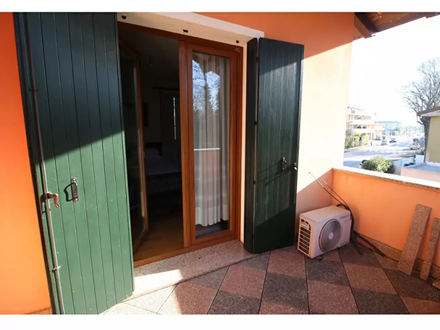 Immagine 2 di Casa indipendente in vendita  a Padova