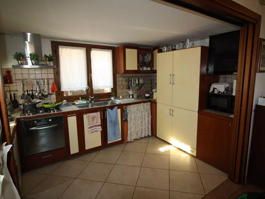 Immagine 7 di Casa indipendente in vendita  a Padova