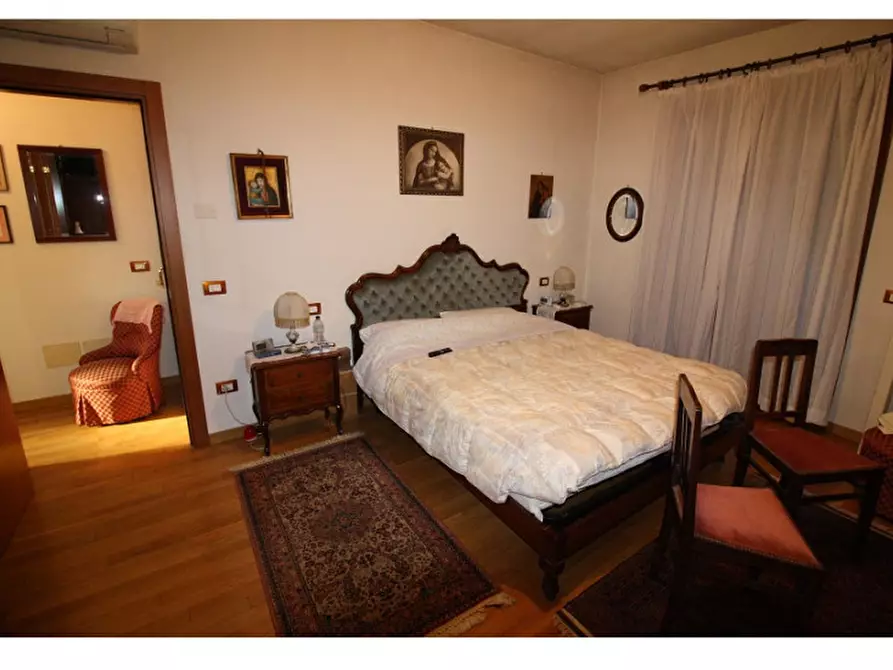 Immagine 22 di Casa indipendente in vendita  a Padova