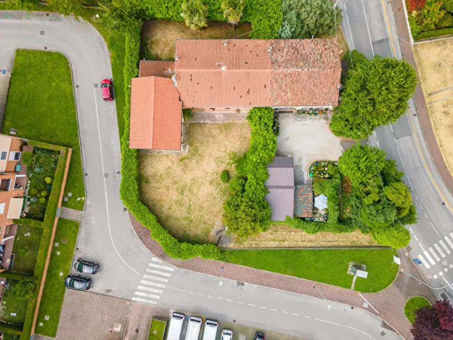 Immagine 17 di Casa trifamiliare in vendita  in via boccaccio a Padova