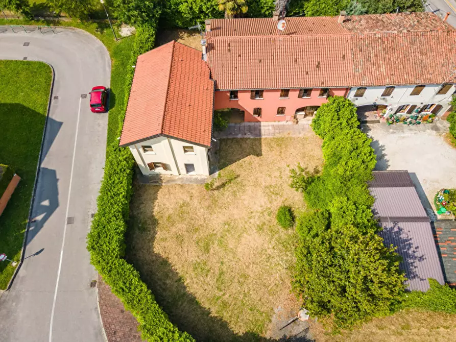 Immagine 18 di Casa trifamiliare in vendita  in via boccaccio a Padova
