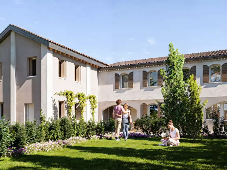 Immagine 1 di Casa trifamiliare in vendita  in via fortin a Padova