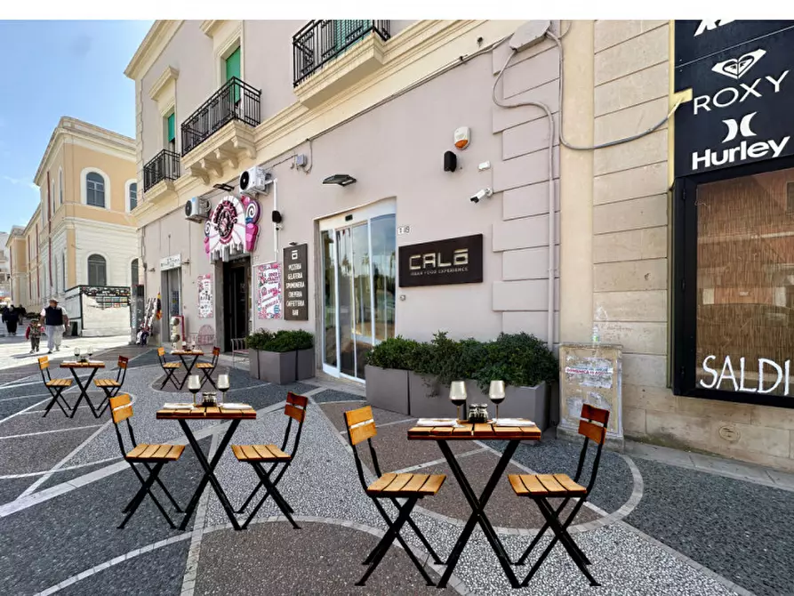 Immagine 1 di Attività commerciale in vendita  in Corso Roma a Gallipoli
