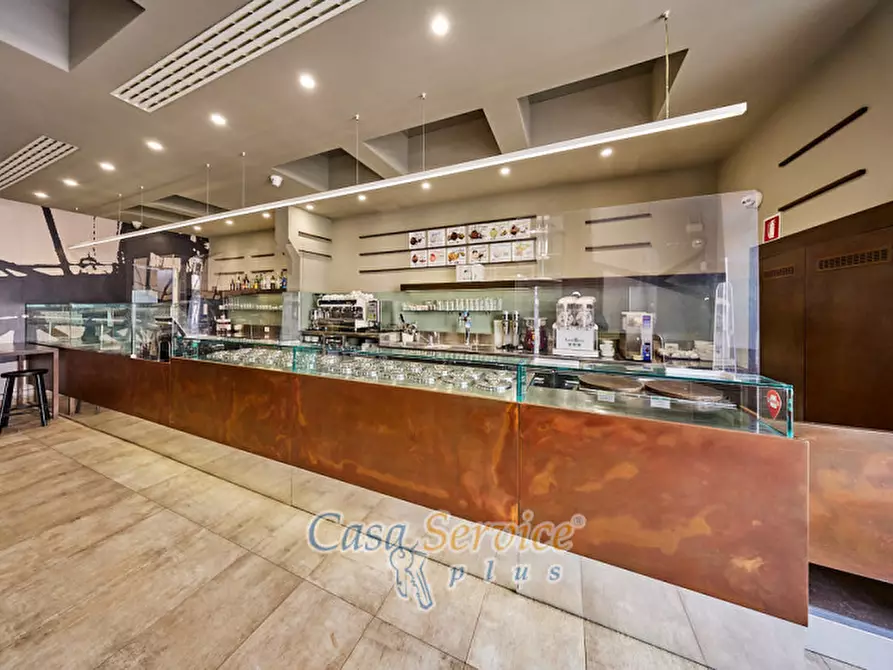 Immagine 4 di Attività commerciale in vendita  in Corso Roma a Gallipoli