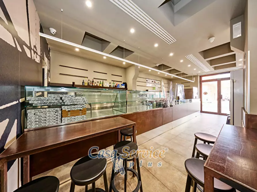 Immagine 5 di Attività commerciale in vendita  in Corso Roma a Gallipoli