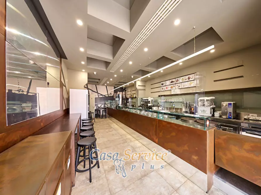 Immagine 10 di Attività commerciale in vendita  in Corso Roma a Gallipoli