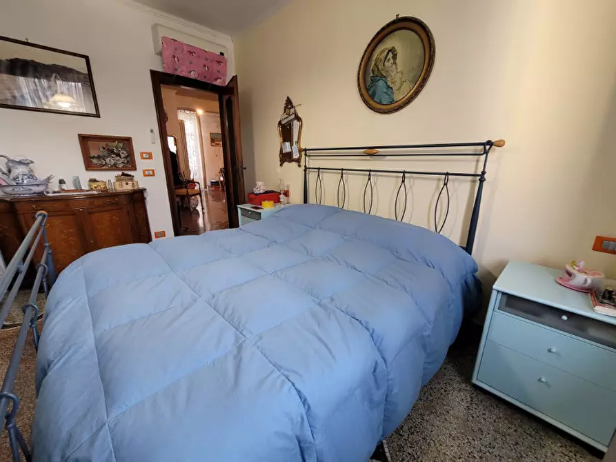 Immagine 11 di Appartamento in vendita  in Via Torino a Savona