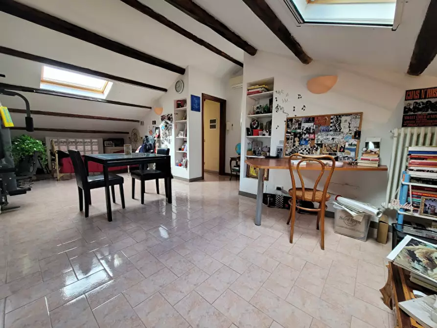 Immagine 13 di Appartamento in vendita  in Via Torino a Savona