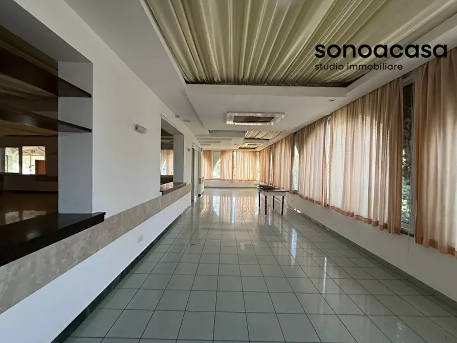 Immagine 7 di Attività commerciale in vendita  in Via Valcesano 130 a Mondolfo