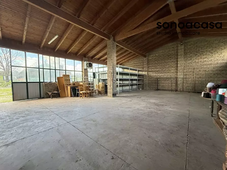 Immagine 23 di Capannone industriale in vendita  in Strada Statale Valcesano a Trecastelli