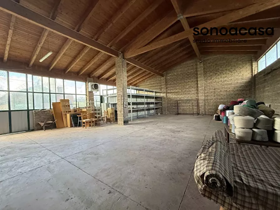 Immagine 26 di Capannone industriale in vendita  in Strada Statale Valcesano a Trecastelli