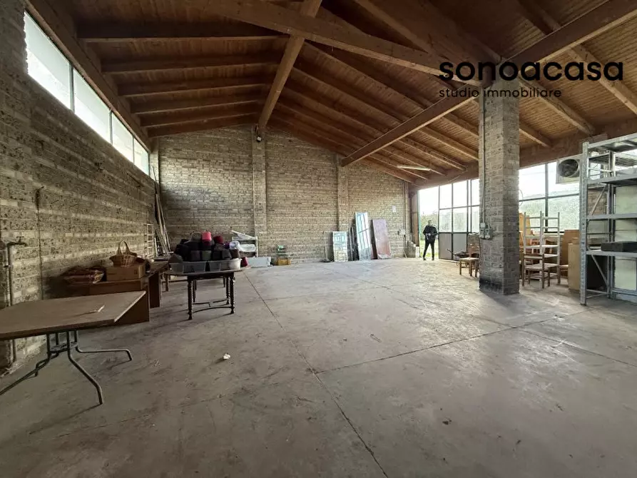 Immagine 42 di Capannone industriale in vendita  in Strada Statale Valcesano a Trecastelli