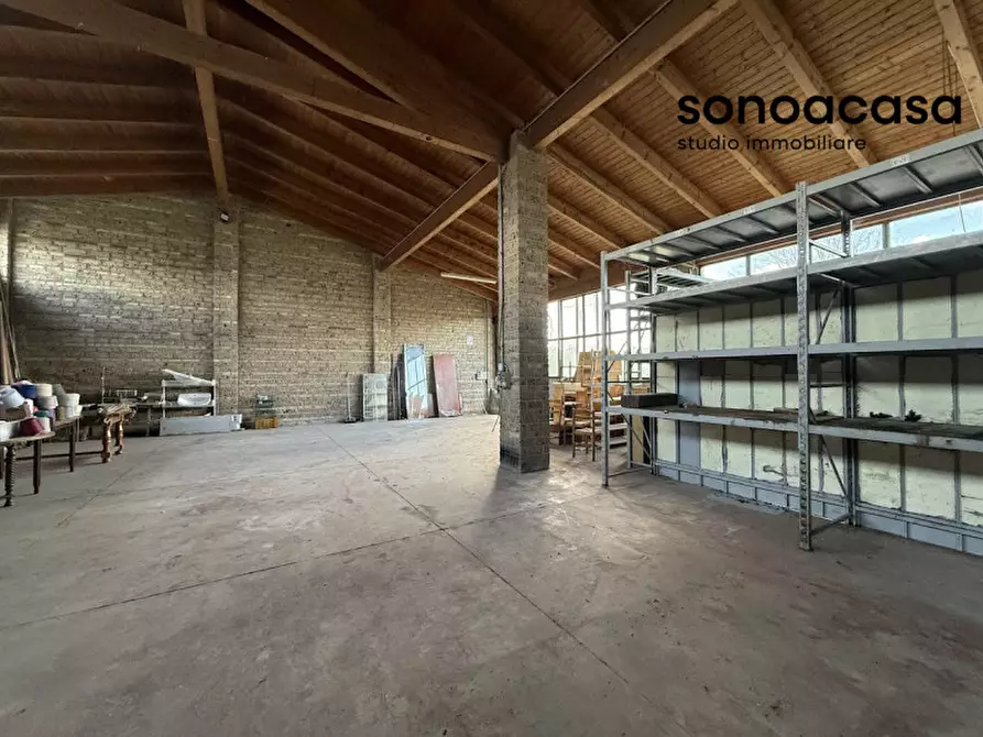 Immagine 46 di Capannone industriale in vendita  in Strada Statale Valcesano a Trecastelli