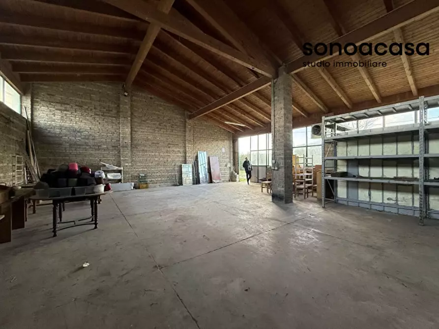Immagine 49 di Capannone industriale in vendita  in Strada Statale Valcesano a Trecastelli