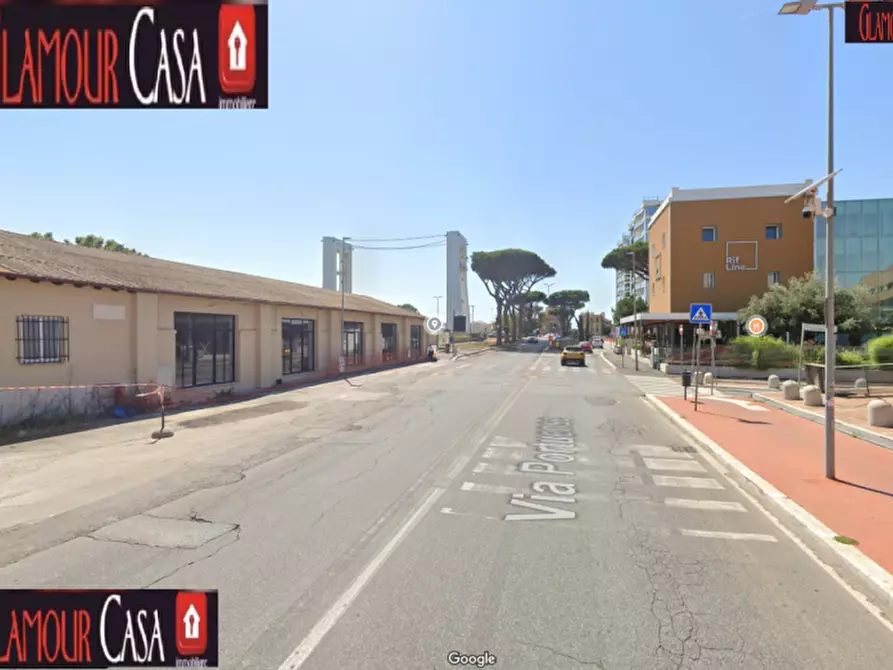 Immagine 8 di Attività commerciale in vendita  in Via Portuense a Fiumicino