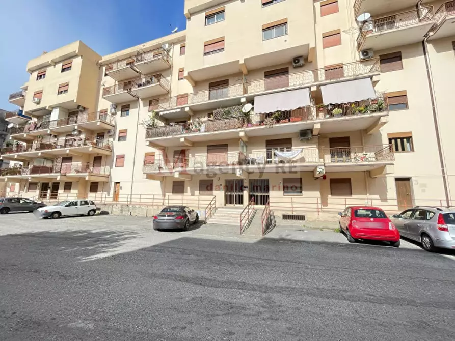 Immagine 2 di Appartamento in vendita  in 19 Viale Vittoria a Reggio Di Calabria