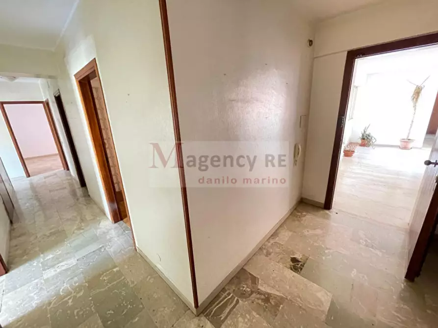 Immagine 3 di Appartamento in vendita  in 19 Viale Vittoria a Reggio Di Calabria