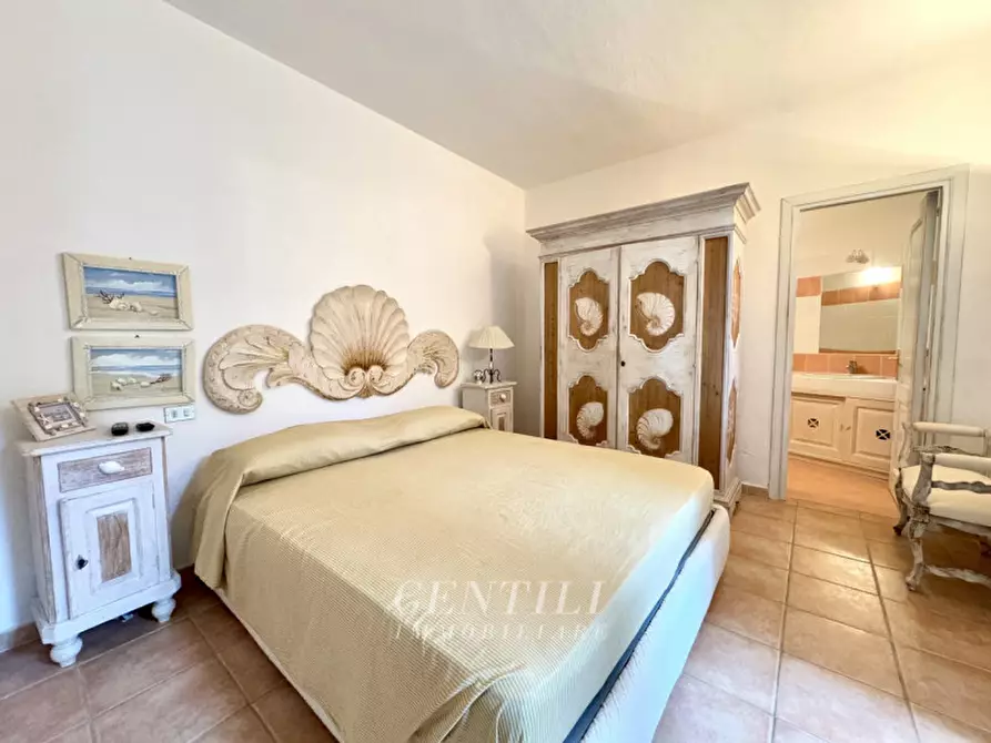 Immagine 9 di Appartamento in vendita  in Via G. Salaris a Arzachena