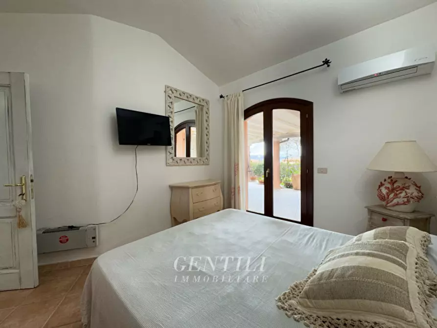 Immagine 17 di Appartamento in vendita  in Via G. Salaris a Arzachena