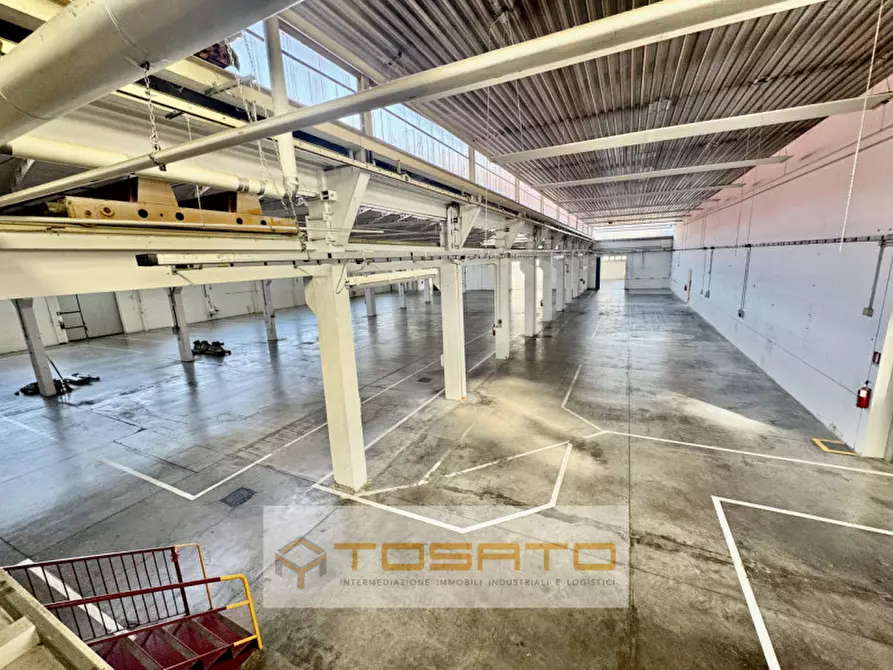 Immagine 5 di Capannone industriale in vendita  a Verona