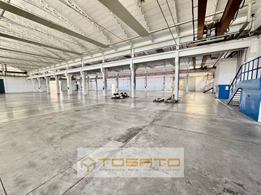 Immagine 6 di Capannone industriale in vendita  a Verona