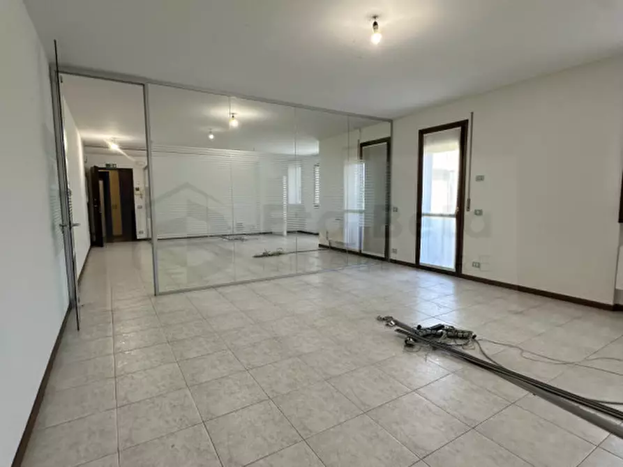 Immagine 9 di Ufficio in affitto  in Via San Francesco a Limena