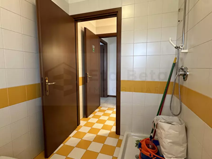 Immagine 17 di Ufficio in affitto  in Via San Francesco a Limena