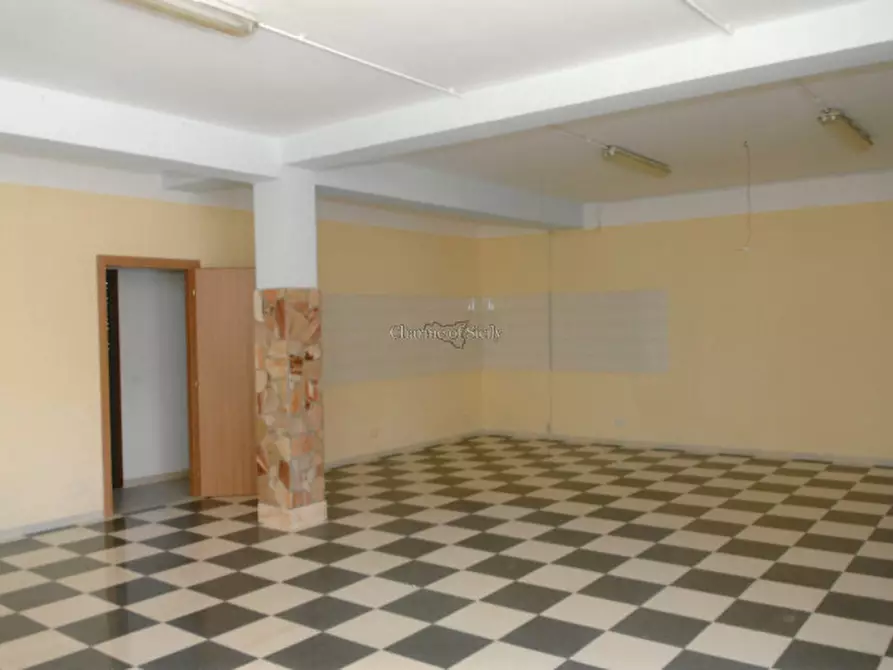 Immagine 3 di Casa indipendente in vendita  in Viale Kennedy a Ispica